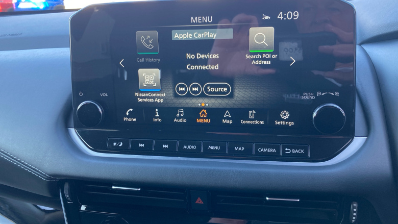 Nissan Qashqai 1.3 DiG-T MH N-Connecta 5dr Petrol Hatchback